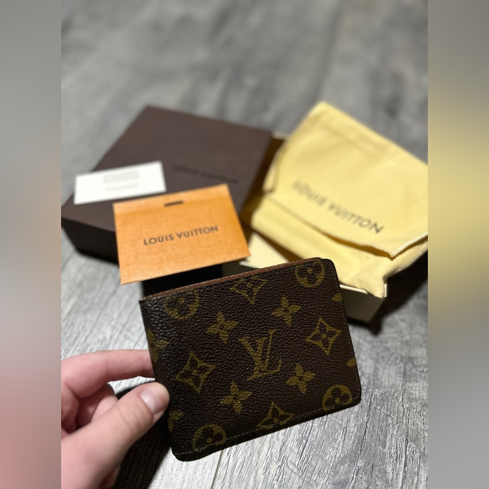 Louis Vuitton Multiple Wallet - Monogram (Bifold)